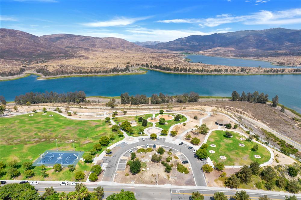 Mountain Hawk Park, Eastlake